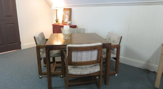 Mountain Ash Farm Country Manor, Rezerwuj Pobyt na farmie Noclegi na wsi w Simcoe County, Pobyt na farmie