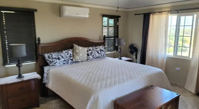 Soleil House with a view, Rezerwuj Dom wakacyjny Hotele w Plantation Village z parkingiem, Parking