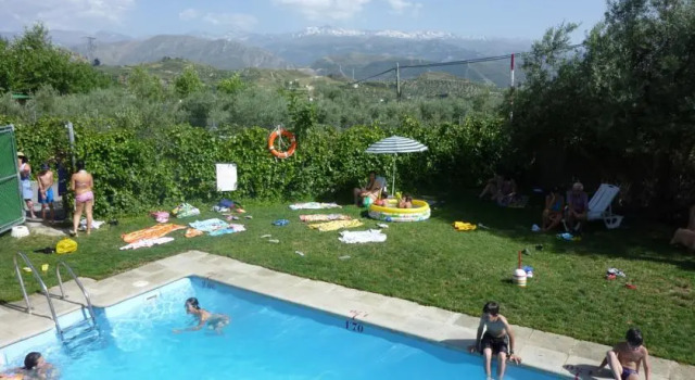 Camping Alto De Viñuelas, Boek Camping Campings & glamping in Granada, Camping