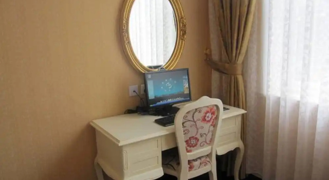 Jiali Hotel - Tianfu Branch, Varaa Hotelli Hotellit Sichuan pysäköinnillä, Pysäköinti