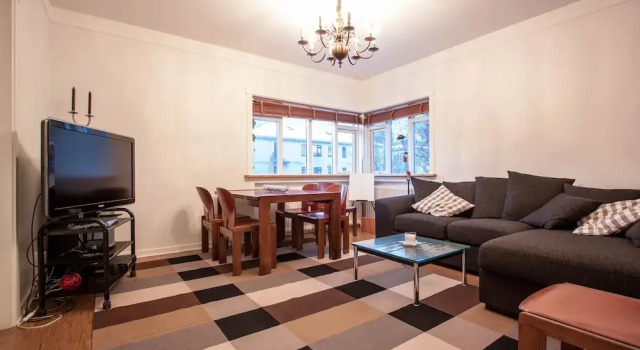Apartment R44, Забронировать Апартаменты/квартира Отели Хёвюдборгарсвайдид с парковкой, Парковка
