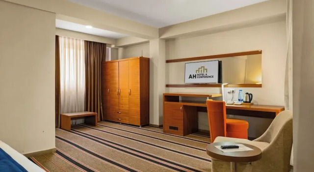 Люкс Presidential с красивым видом из окна Ah Hotel and Conferences