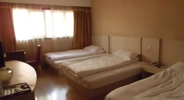 Shanghai Dock Bund Hostel, Varaa Hostelli Shanghai Shanghai