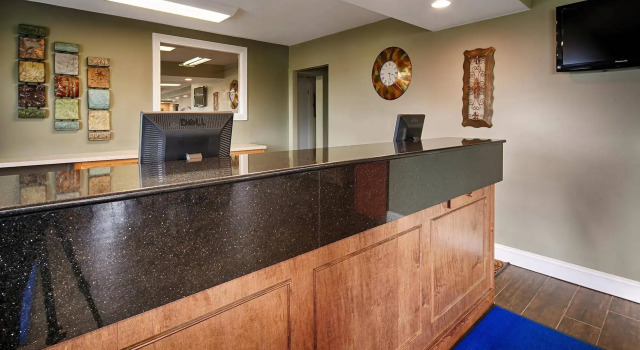 Best Western Executive Inn Dickson, 予約 ホテル ディクソン テネシー州