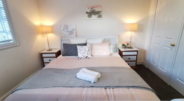 Вилла Comfy 4 Bedroms Corner House