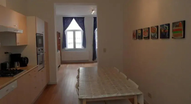 Apartment Tour & Taxis 1, Varaa Huoneisto Hotellit Brussels pysäköinnillä, Pysäköinti