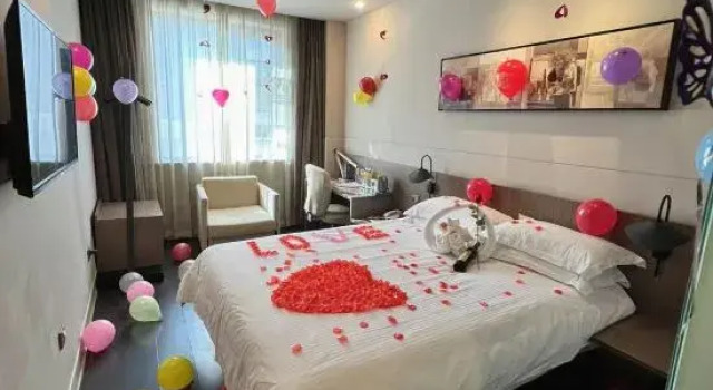 Licheng Holiday Inn (Lanzhou An'ning, Northwest Normal University), Book Hotel Anning 