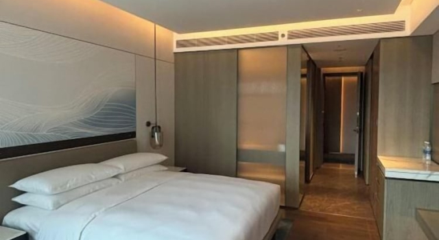 Двухместный номер Deluxe с видом на город Отель Courtyard by Marriott Zhuhai