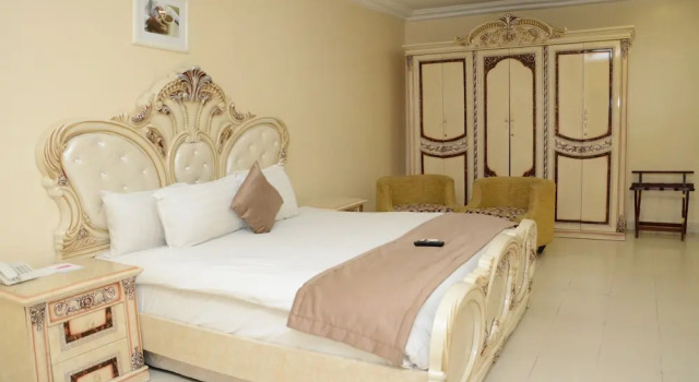 Одноместный номер Executive с видом на бассейн Warri Wetland Hotel