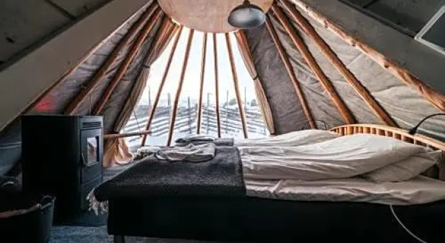 Holmen Husky Lodge, Rezerwuj Hotel Hotele w Troms og Finnmark z parkingiem, Parking