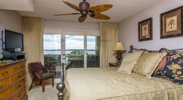Pier Point #104 by Hodnett Cooper, Buchen Sie Hotel St. Simons Island Georgia