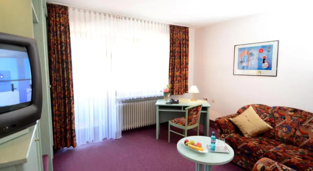 Полулюкс Hotel Weisses Lamm