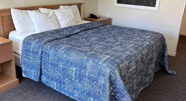 Номер Economy Hot Springs Hotel & Spa