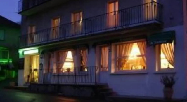 Hotel Restaurant du Tourisme, Book Hotel Latronquiere 