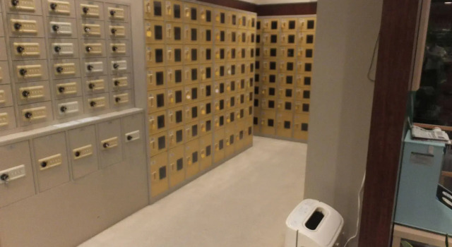 Capsule Hotel Wellbe Sakae - Caters to Men
