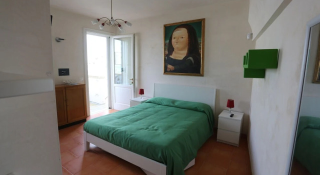B&B Guesthouse La Tana del Riccio, Book Bed and Breakfast Hotels in Poggiardo with Parking, Parking