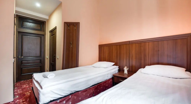 Deluxe Hotel, Réserver Hôtel Khyriv Oblast de Lviv