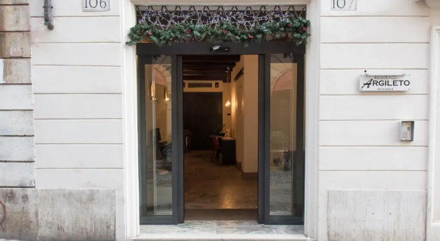 Residenze Argileto, Prenota Hotel Rione Monti Roma, vicino a Chiesa di Santa Prisca