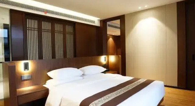 Люкс Business Qimen Qianxi Banquet Hotel