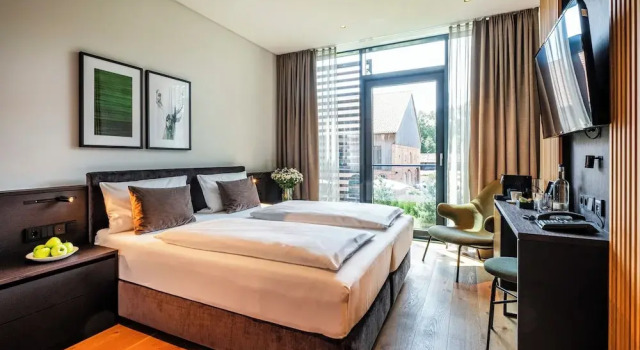 Hotel Breitenburg, Забронировать Отель Брайтенбург земля Шлезвиг-Гольштейн