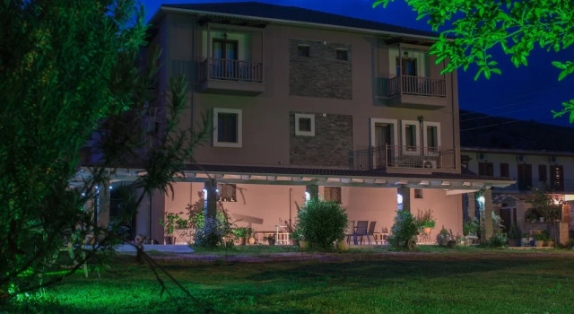Akrolimnion Hotel, Rezerwuj Hotel Hotele w Janina ze śniadaniem, Śniadanie