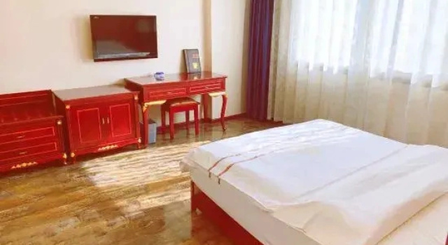 Люкс Longquan Hotel (Wenshan Qihua Plaza Minzu Village Branch)