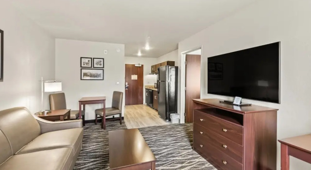 Suite Cobblestone Hotel & Suites - Cullman