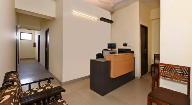 OYO Flagship 42752 Greenfield Colony, Забронировать Отель Фаридабад штат Харьяна