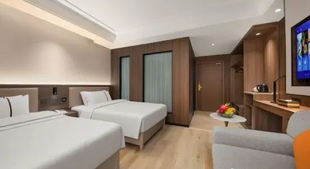 Люкс Zhongshan Millennium Yihe Hotel (Zhongshan West Station Branch)