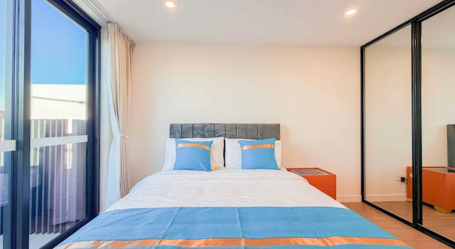 Студия Auburn Studio, Entire Studio with Ensuite toilet and kitchen