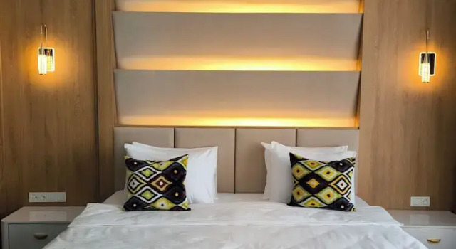 Люкс Luxury Saroy Gardens Hotel