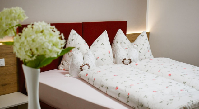 Двухместный номер Comfort с балконом и с видом на горы Pension Tannenhof