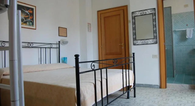Четырёхместный номер Standard Hotel Bolivar