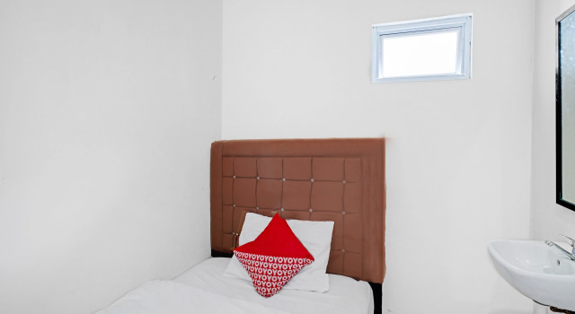 Одноместный номер Standard RedDoorz at STM Suite Medan Amplas