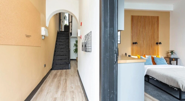 OnPoint Modern 1 BR Studio City Centre, Забронировать Отель Дерби Дербишир