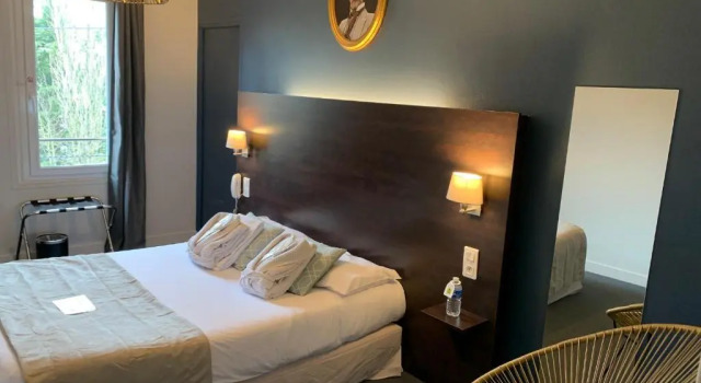 Номер Economy Logis hôtel Aux Berges de lAveyron