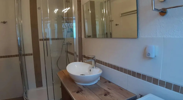 Апартаменты Sunny Holiday Apartment at the Forest Büdnerreihe