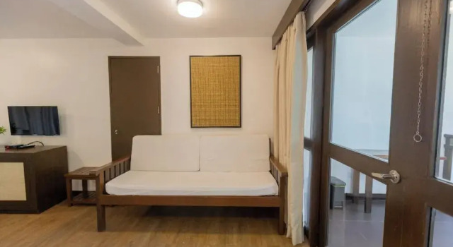 Номер Royal с балконом Palm Beach Resort