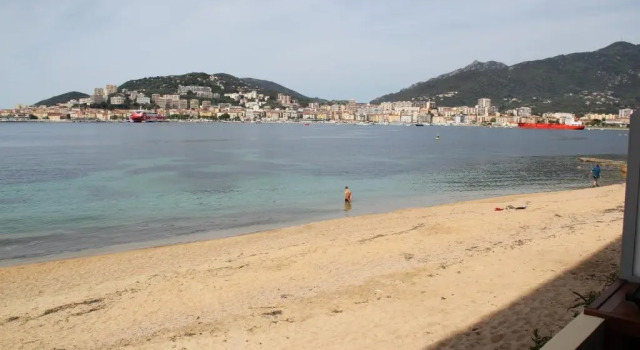 studio pieds dans l’eau