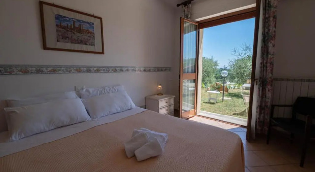 Апартаменты Superior с 2 комнатами с видом на бассейн Poggio delle Rose Tuscany Relais