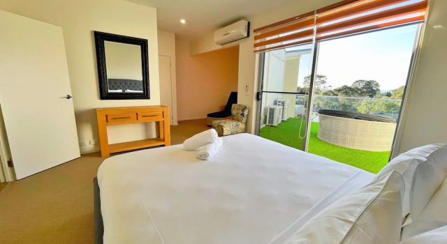Апартаменты Executive с 3 комнатами с балконом Phillip Island Towers