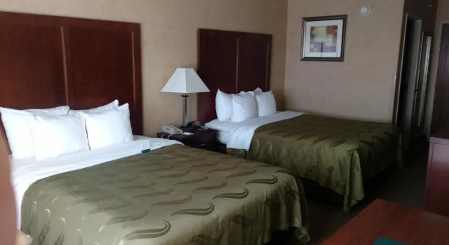 Четырёхместный номер Standard Quality Inn Denver Northeast Brighton