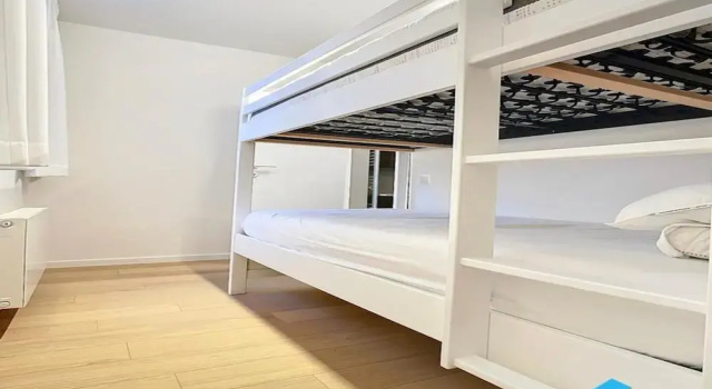 Apartment With sea Views in Knokke Heist, Rezerwuj Apartament Hotele w Bruksela z parkingiem, Parking