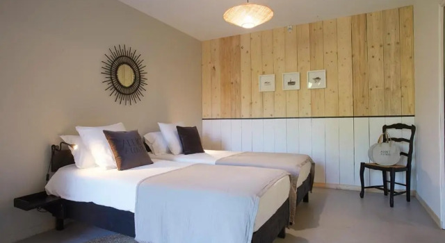 Номер Standard HOTEL COTE PHARE