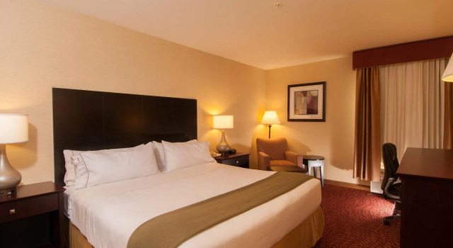 Двухместный номер Standard Holiday Inn Express Vernon-Manchester by IHG