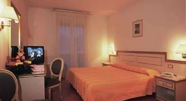 Hotel Park Venezia, Забронировать Отель Стра Brenta Riviera, рядом с Villa Pisani Nationa Museum