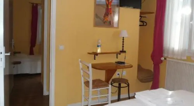 Hôtel Relais de Chabrières, Reserva ahora Hotel Entrages Provenza-Alpes-Costa Azul