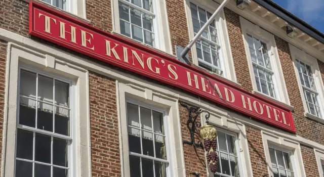 Best Western Kings Head Hotel, Забронировать Отель Отели Ричмонд 3 звезды, рядом с Развлекательный центр The Station, 3*