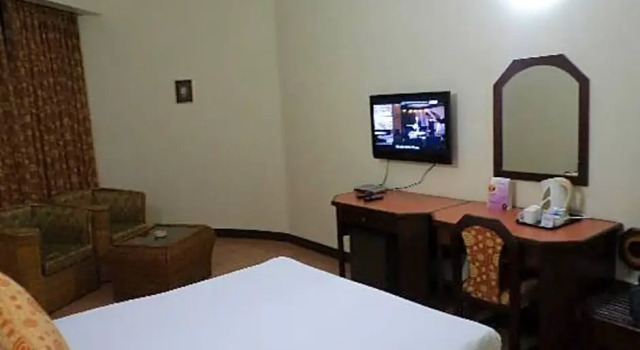 Номер Standard Presidency Kochi City Centre