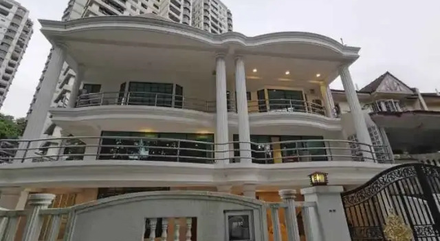 Petaling Jaya EcoVilla 90 by Vale Pine, Забронировать Отель Петалинг-Джая Селангор